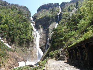 称名滝　Shomyo Falls